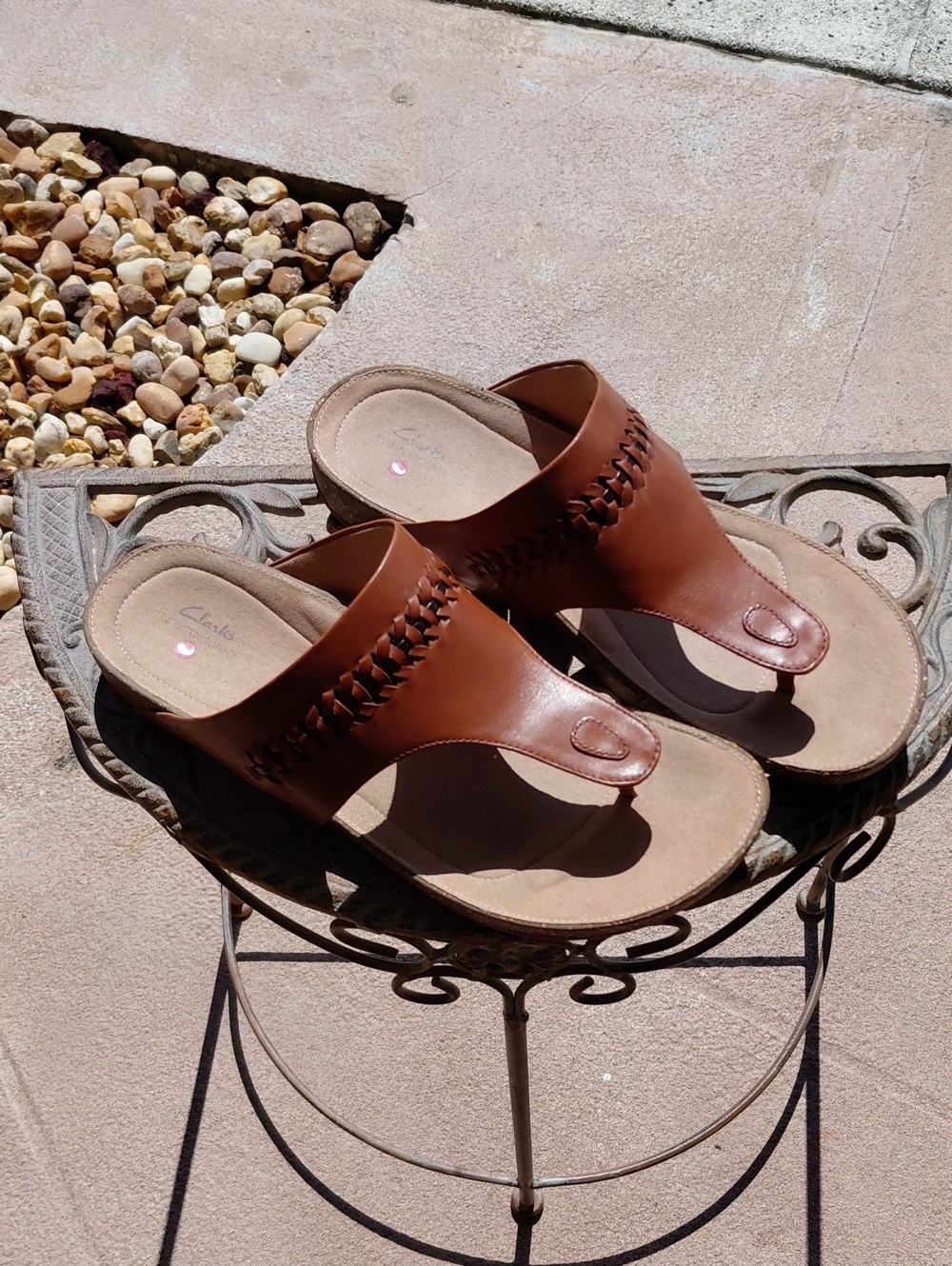 Clarks Women's Brown Leather Woven Toe-Post Sandals